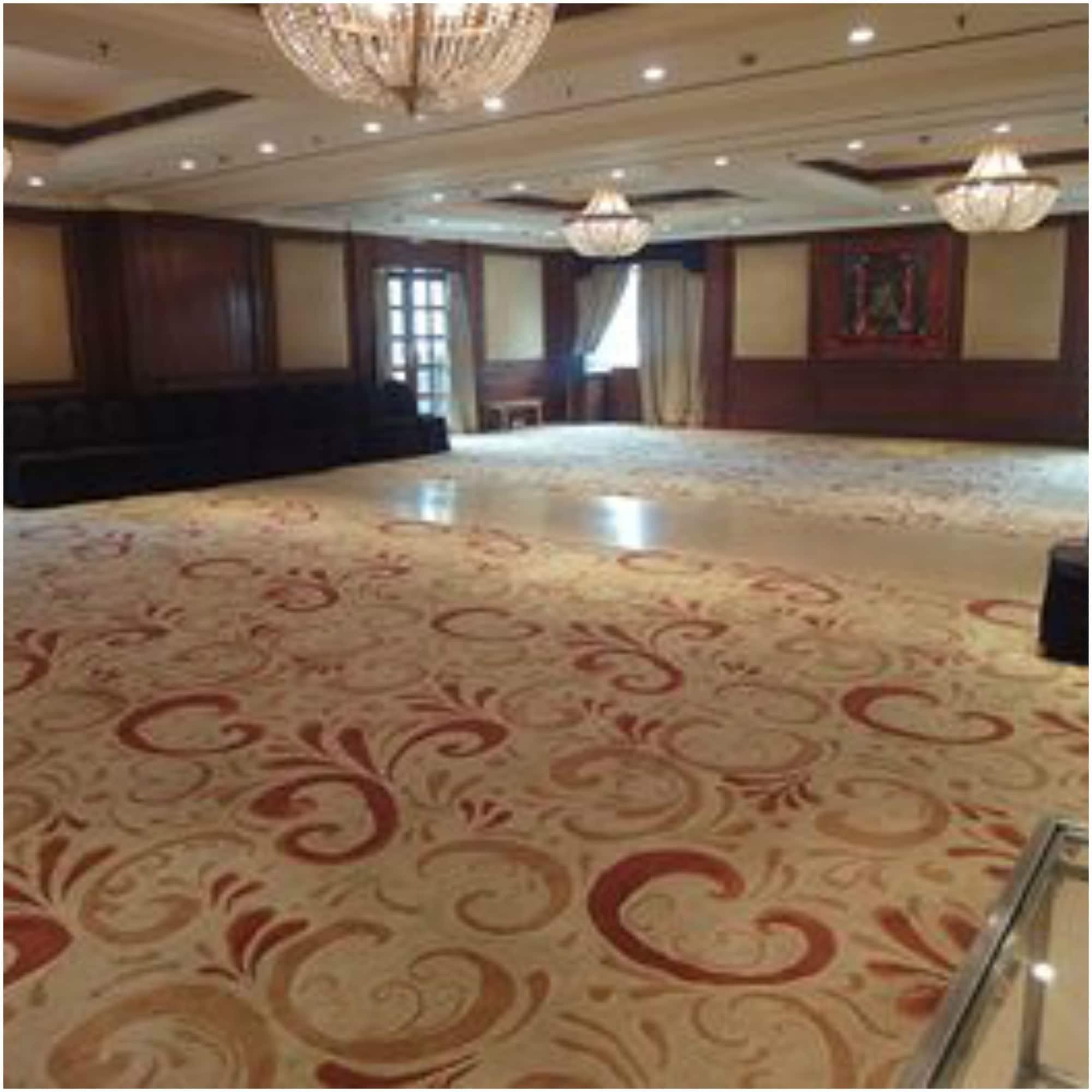 Radisson Hotel Варанасі Екстер'єр фото